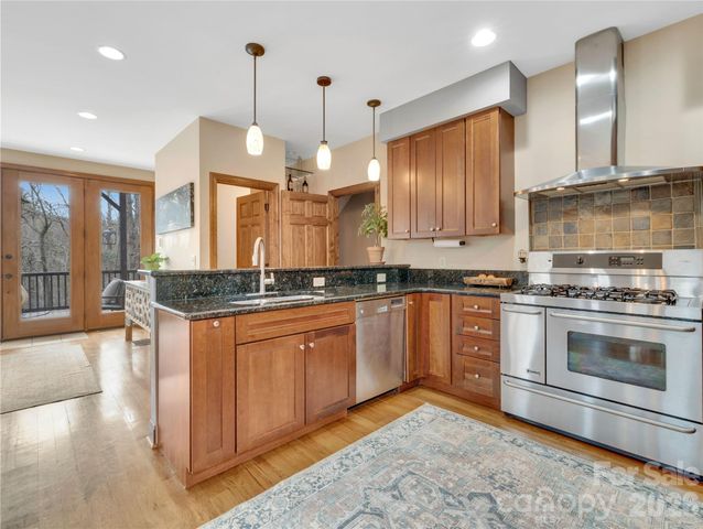 184 Deep Woods Lane, Saluda, NC 28773