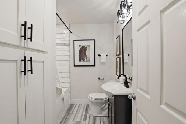 219 D Street, Redwood City, CA 94063