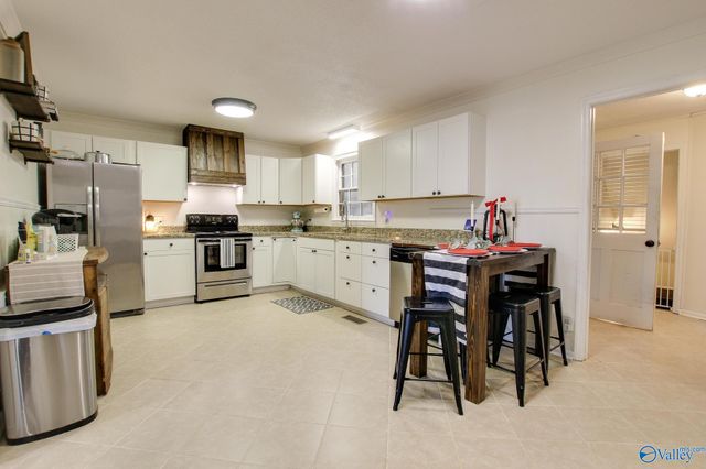 835 County Road 229, Moulton, AL 35650