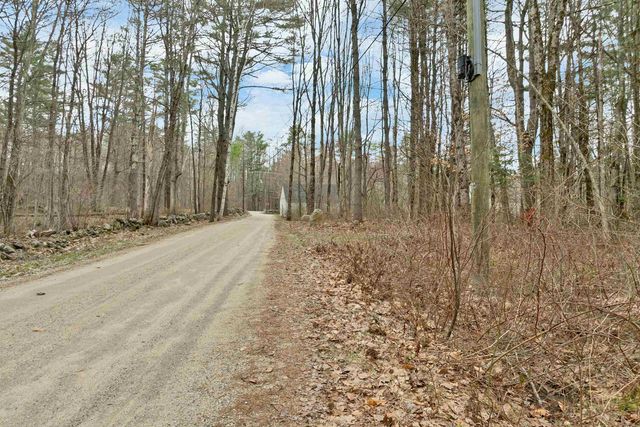 15 Merrivale Road, Moultonborough, NH 03254