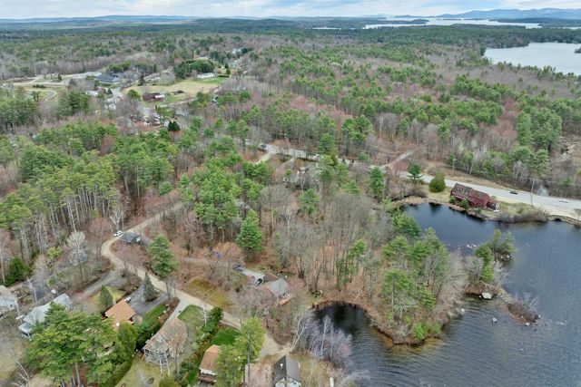 15 Merrivale Road, Moultonborough, NH 03254