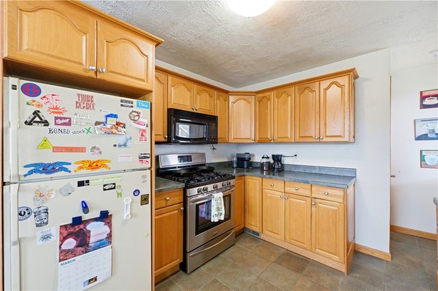 11 Madison Drive, Zelienople Boro, PA 16063