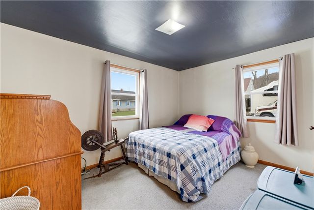 11 Madison Drive, Zelienople Boro, PA 16063