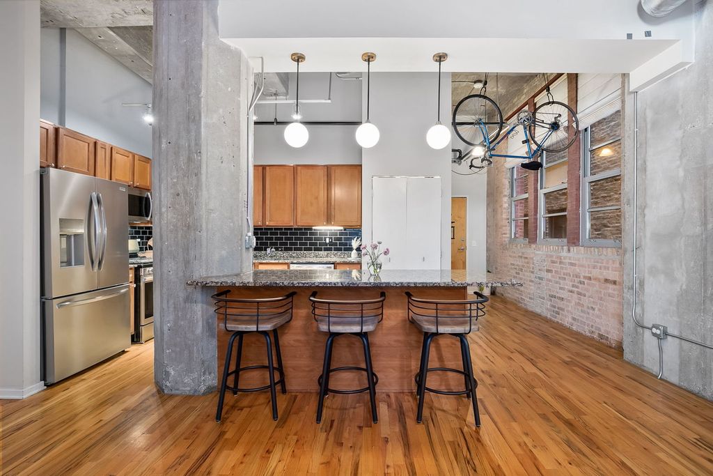 property-img