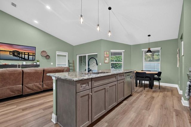 5 LYNTON PLACE, Palm Coast, FL 32137