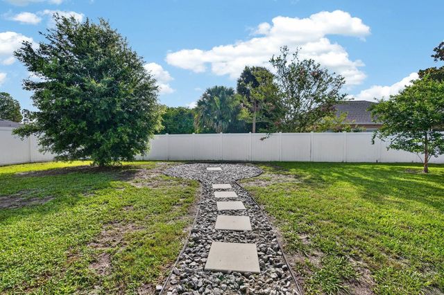 5 LYNTON PLACE, Palm Coast, FL 32137