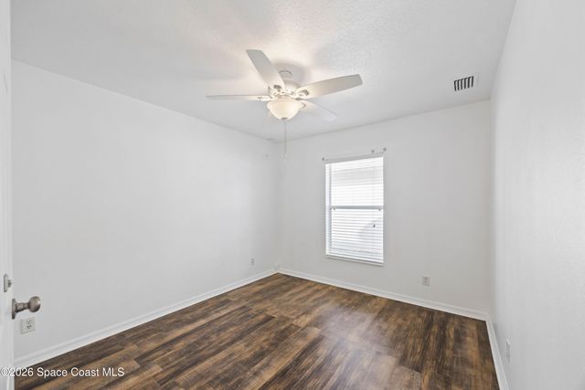 2140 Chinaberry Circle SE, Palm Bay, FL 32909