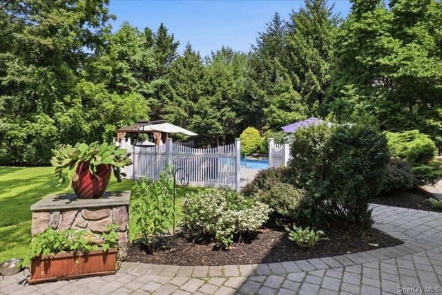 48 Province Drive, South Setauket, NY 11720