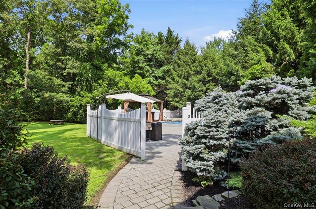 48 Province Drive, South Setauket, NY 11720