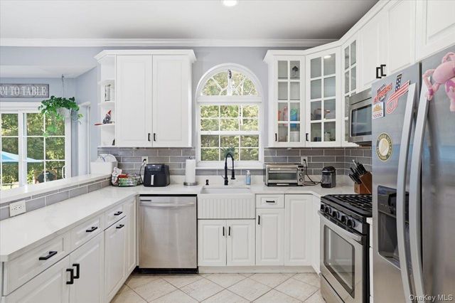 48 Province Drive, South Setauket, NY 11720