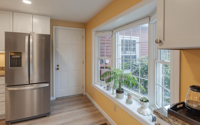 110 Arch St Apt 42, Keene, NH 03431