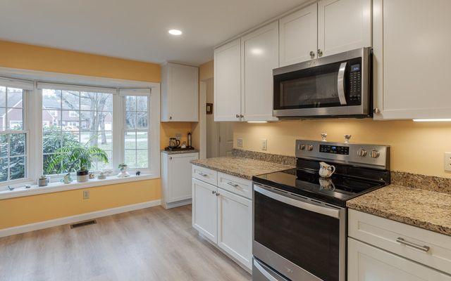 110 Arch St Apt 42, Keene, NH 03431