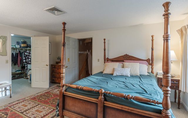 110 Arch St Apt 42, Keene, NH 03431