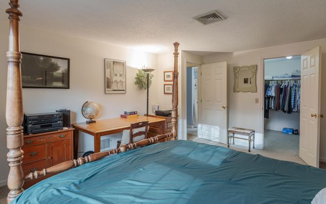 110 Arch St Apt 42, Keene, NH 03431