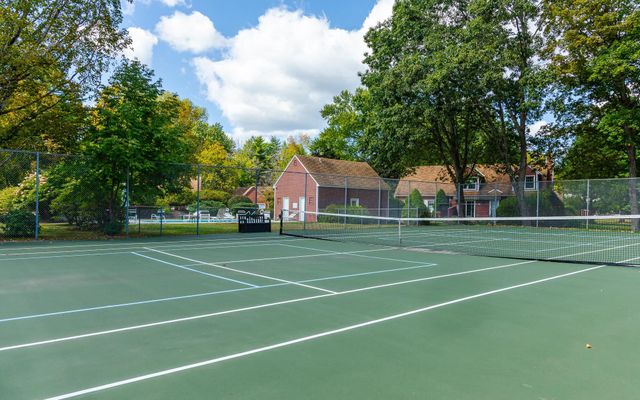 110 Arch St Apt 42, Keene, NH 03431