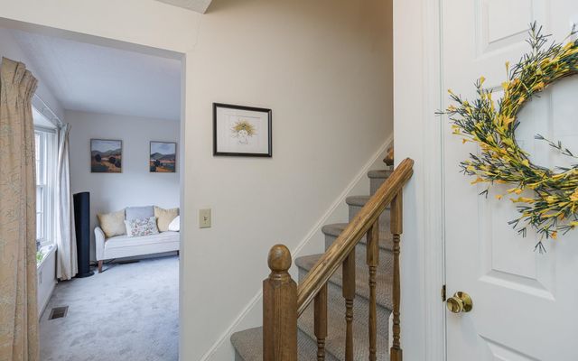 110 Arch St Apt 42, Keene, NH 03431