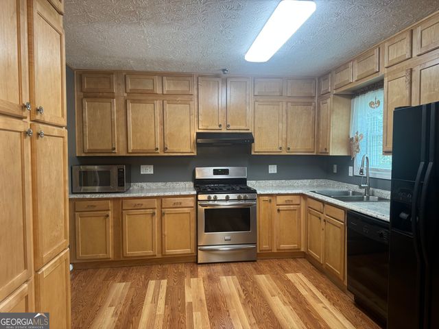 4172 Creek Stone Court, Stone Mountain, GA 30083