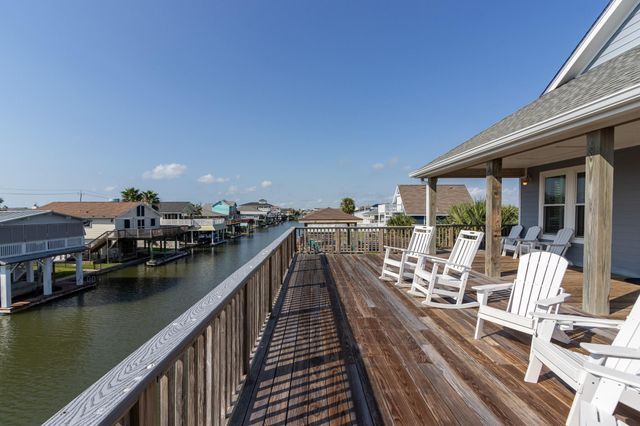 21815 Matagorda Drive, Galveston, TX 77554