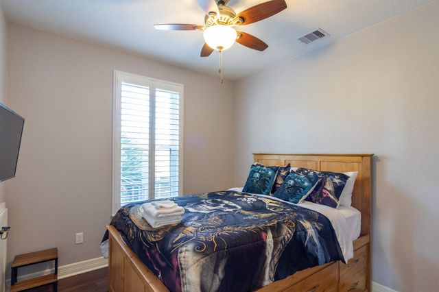 21815 Matagorda Drive, Galveston, TX 77554
