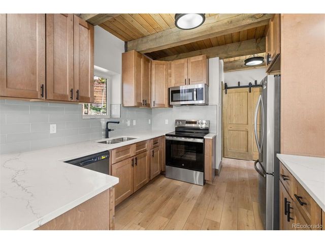 141 N Aspen St, Alma, CO 80420