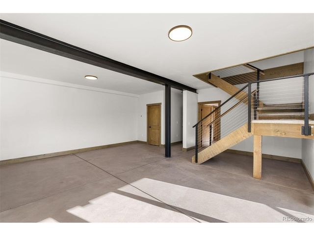 141 N Aspen St, Alma, CO 80420