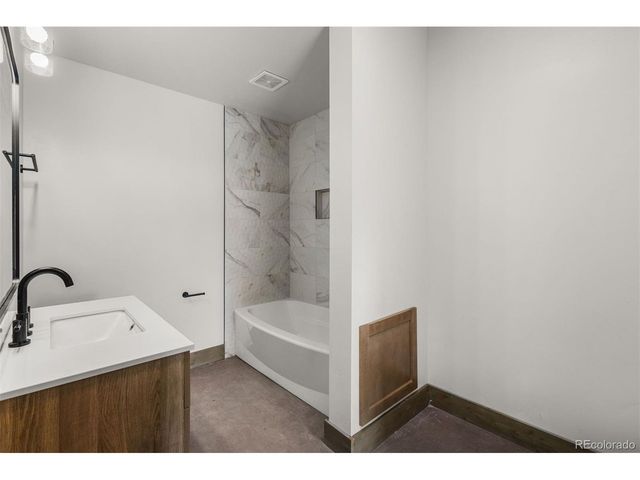 141 N Aspen St, Alma, CO 80420