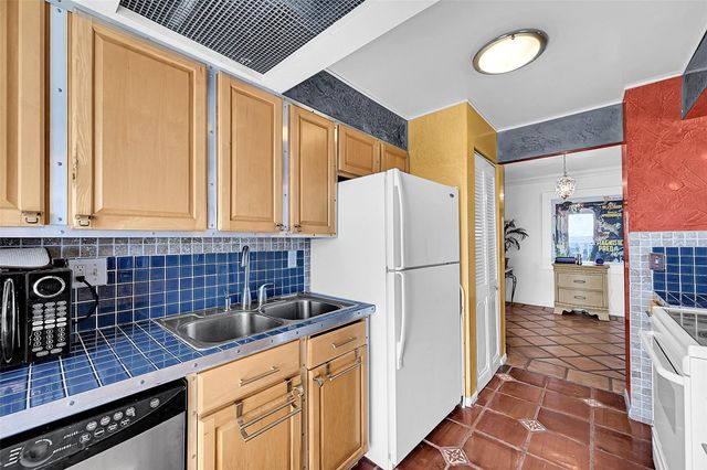 2841 N Ocean Blvd 1801, Fort Lauderdale, FL 33308