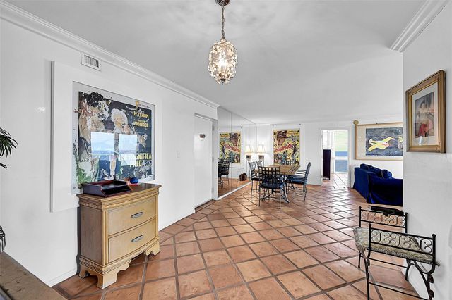 2841 N Ocean Blvd 1801, Fort Lauderdale, FL 33308