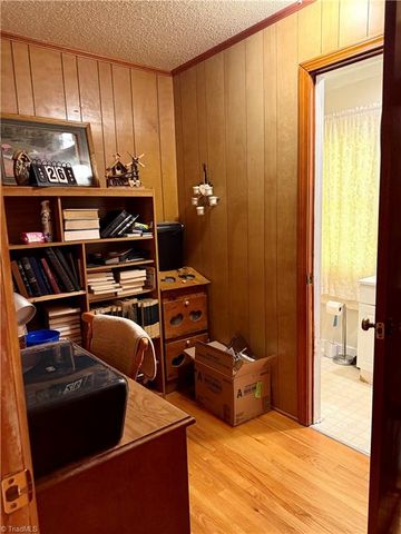 455 Cave Road, Dobson, NC 27017