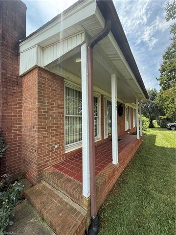 455 Cave Road, Dobson, NC 27017
