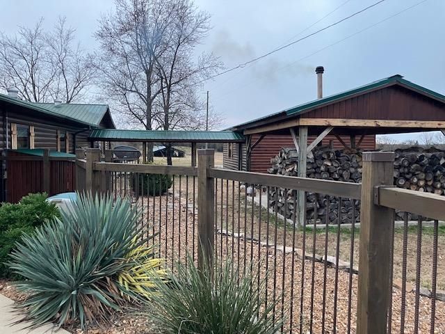 199 Finney Road, Batesville, AR 72501