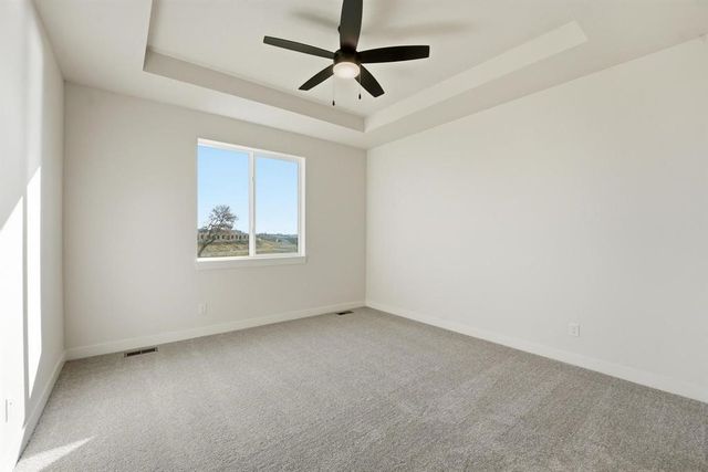 1165 Prairie Village Court, Waukee, IA 50263