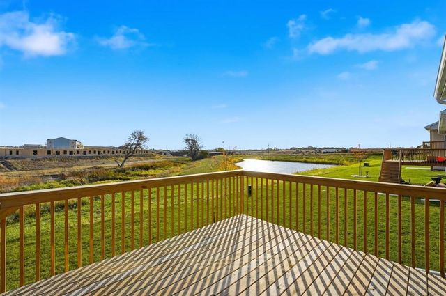 1165 Prairie Village Court, Waukee, IA 50263