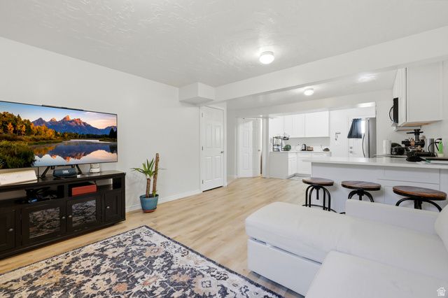 14053 S LOWE PEAK DR, Riverton, UT 84096