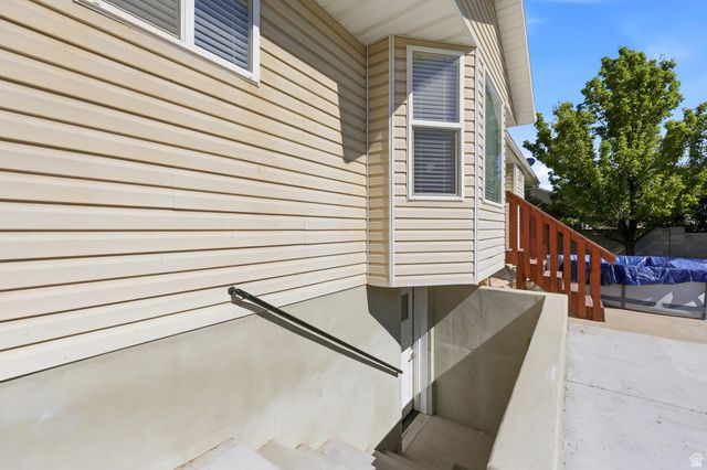 14053 S LOWE PEAK DR, Riverton, UT 84096