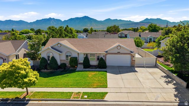 14053 S LOWE PEAK DR, Riverton, UT 84096