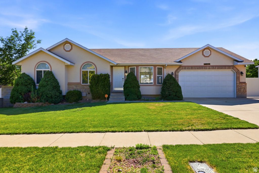 14053 S LOWE PEAK DR, Riverton, UT 84096