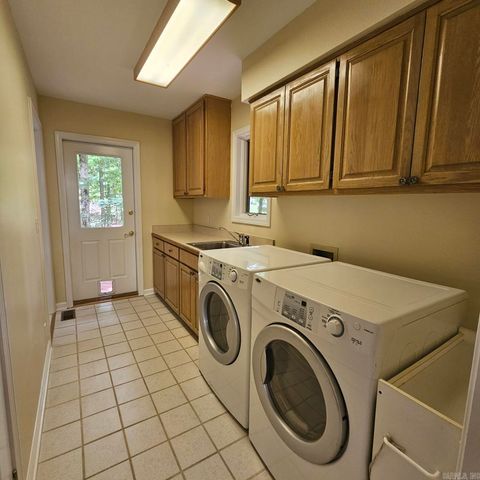 127 Cifuentes Way, Hot Springs Village, AR 71909