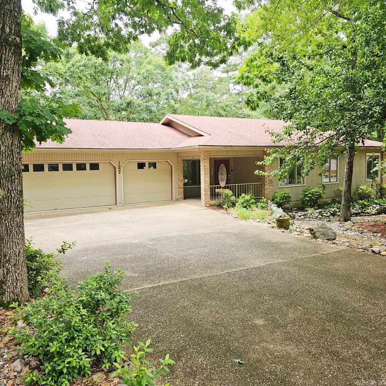127 Cifuentes Way, Hot Springs Village, AR 71909