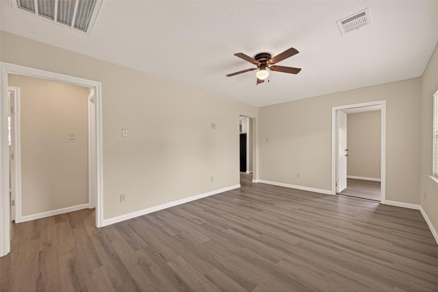 14022 Rosecrest Drive, Houston, TX 77045