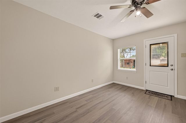 14022 Rosecrest Drive, Houston, TX 77045