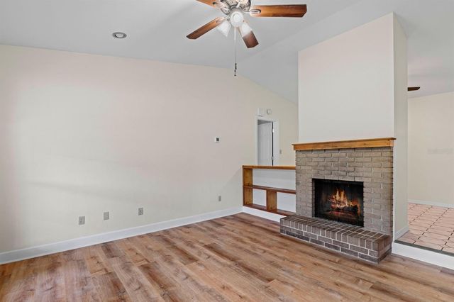 2550 NW 54TH BOULEVARD, Gainesville, FL 32653