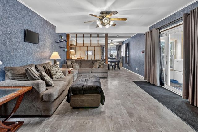 2138 E Whittemore Avenue, Burton, MI 48529