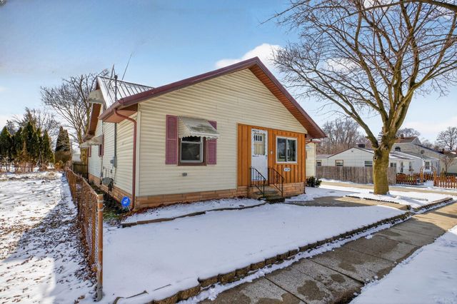 2138 E Whittemore Avenue, Burton, MI 48529