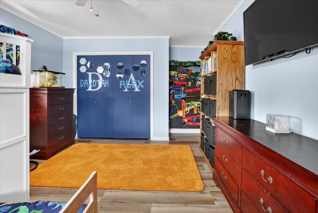 2138 E Whittemore Avenue, Burton, MI 48529