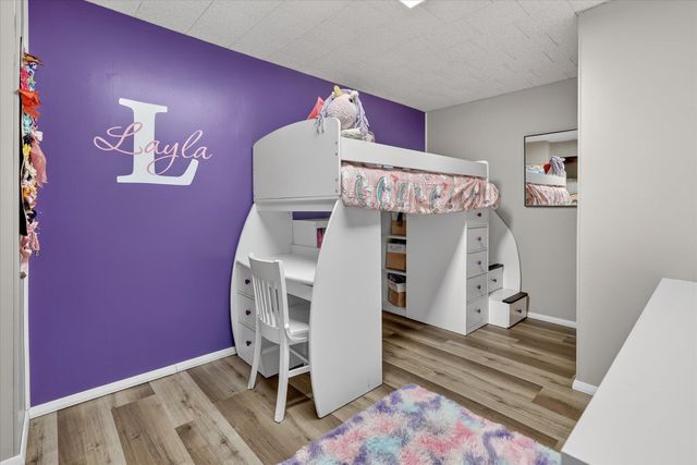 2138 E Whittemore Avenue, Burton, MI 48529