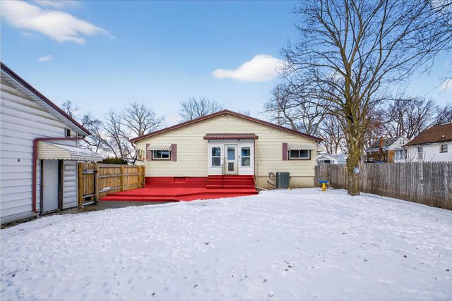 2138 E Whittemore Avenue, Burton, MI 48529