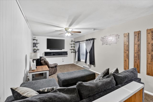 2138 E Whittemore Avenue, Burton, MI 48529