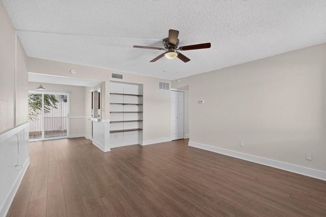 3501 Juan Tabo Boulevard NE H3, Albuquerque, NM 87111