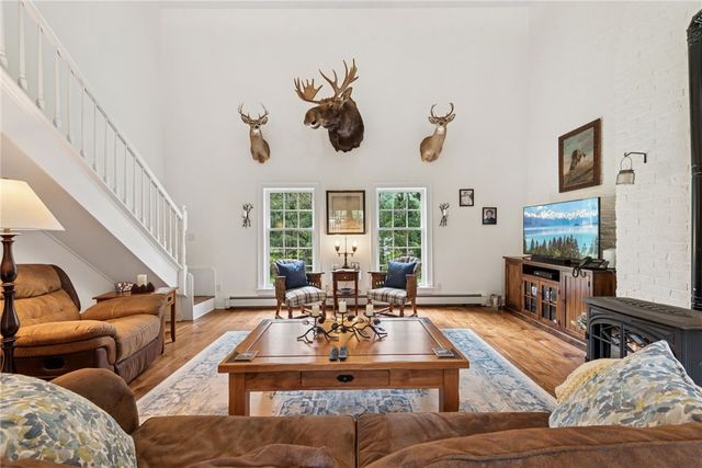 513 Austraw Rd, Ligonier Twp, PA 15658